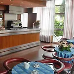 President Hotel 3*