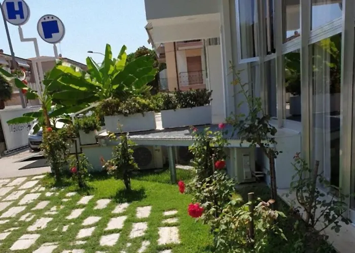 President Ξενοδοχείο 3*